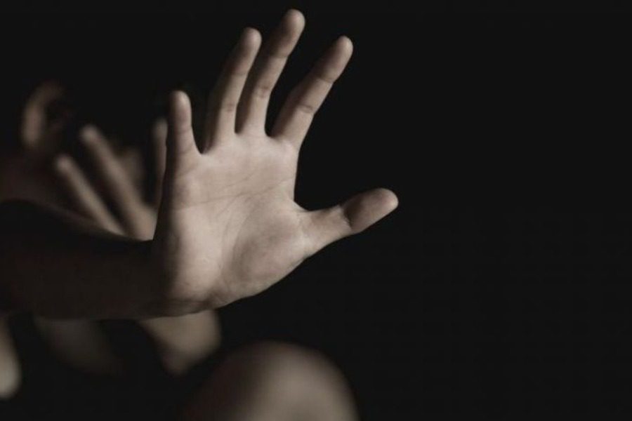 Σοκ στην Ηλεία: Εκμεταλλευόταν την δεινή οικονομική της κατάσταση, την εξέδιδε και την βίαζε - Το μαρτύριο που περνούσε στα χέρια του φερόμενου ως βασανιστή της κατήγγειλε τελικά η ίδια στην αστυνομία