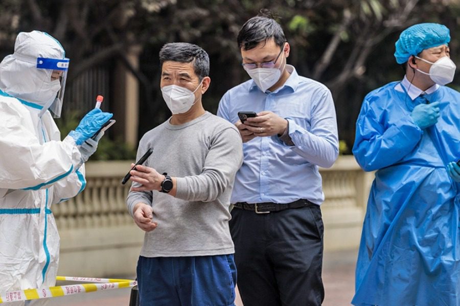 Σοκαριστικά μέτρα στο Πεκίνο: Εντολές να παρακολουθεί ο ένας τον άλλον για κορωνοϊό 