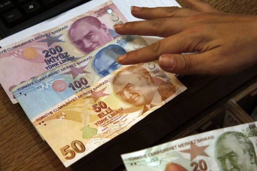 Τουρκία: Στα τάρταρα η λίρα – «Καίει» ο πληθωρισμός με 70% 
