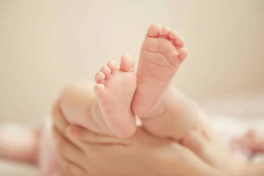 Καθαρίστρια γέννησε εν ώρα εργασίας σε λεκάνη στο ΚΑΤ: Δεν ήξερα ότι ήμουν έγκυος