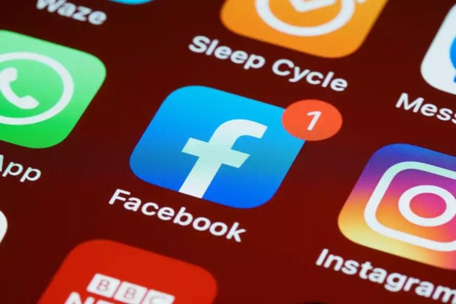 «Έπεσε» το Instagram - Προβλήματα στη σύνδεση των χρηστών αλλά και στην ανταλλαγή προσωπικών μηνυμάτων