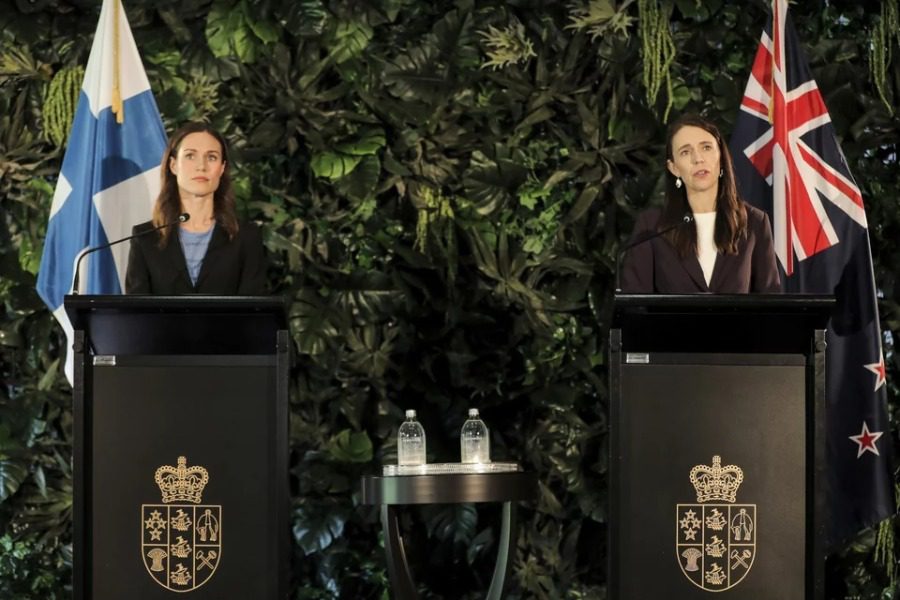 H σεξιστική ερώτηση στις πρωθυπουργούς Φινλανδίας - Νέας Ζηλανδίας και η αποστομωτική απάντηση