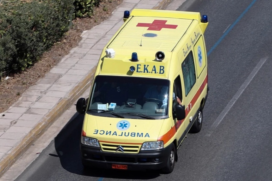 Νεαρός έπεσε από από μπαλκόνι του 3ου ορόφου στη Θεσσαλονίκη – Νοσηλεύεται σε σοβαρή κατάσταση