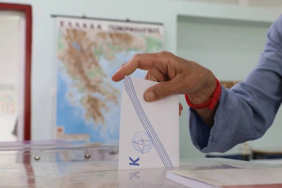 Δημοσκόπηση Mega: Η διαφορά ΝΔ - ΣΥΡΙΖΑ μετά την ανακοίνωση των εκλογών