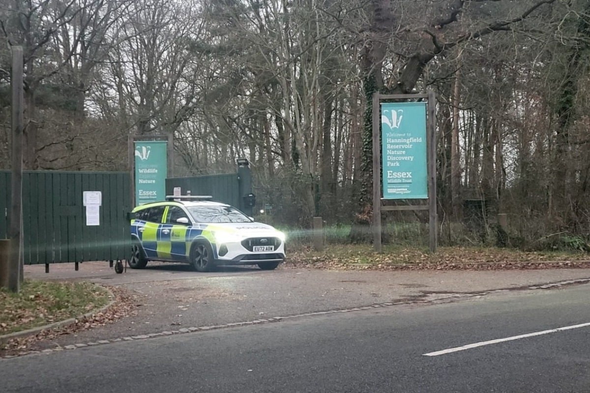 Πιλότος «άφησε σημείωμα αυτoκτoνίας» πριν ρίξει το αεροσκάφος σε φράγμα του Έσσεξ