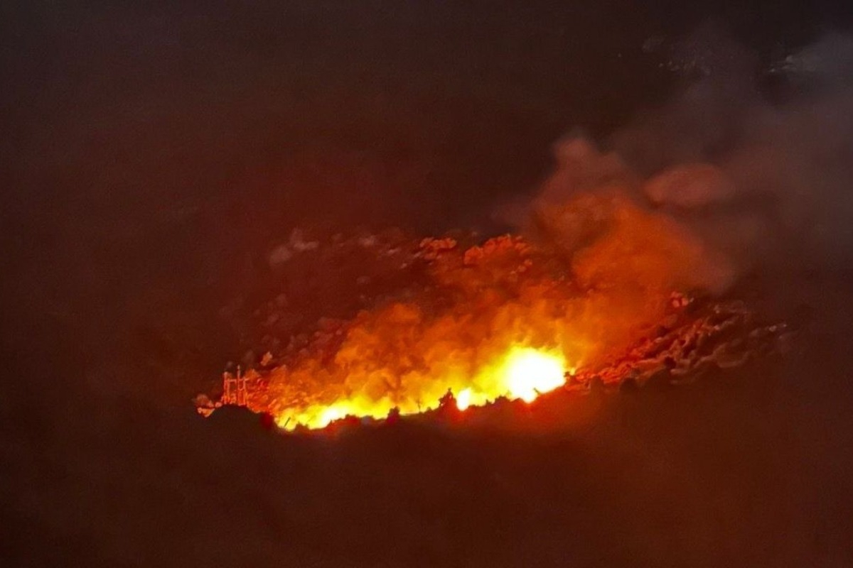 Φωτιά στην Πάρνηθα: Από έκρηξη σε πυλώνα της ΔΕΔΔΗΕ άρχισε η πυρκαγιά