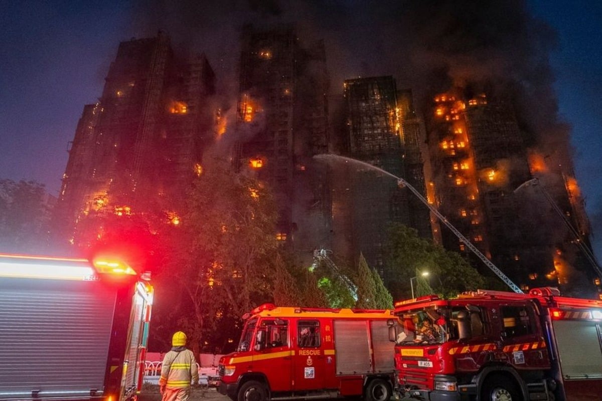 Χονγκ Κονγκ: Ο αριθμός των νεκρών από τη φωτιά σε ουρανοξύστη ανέρχεται σε 36 - 279 άτομα αγνοούνται