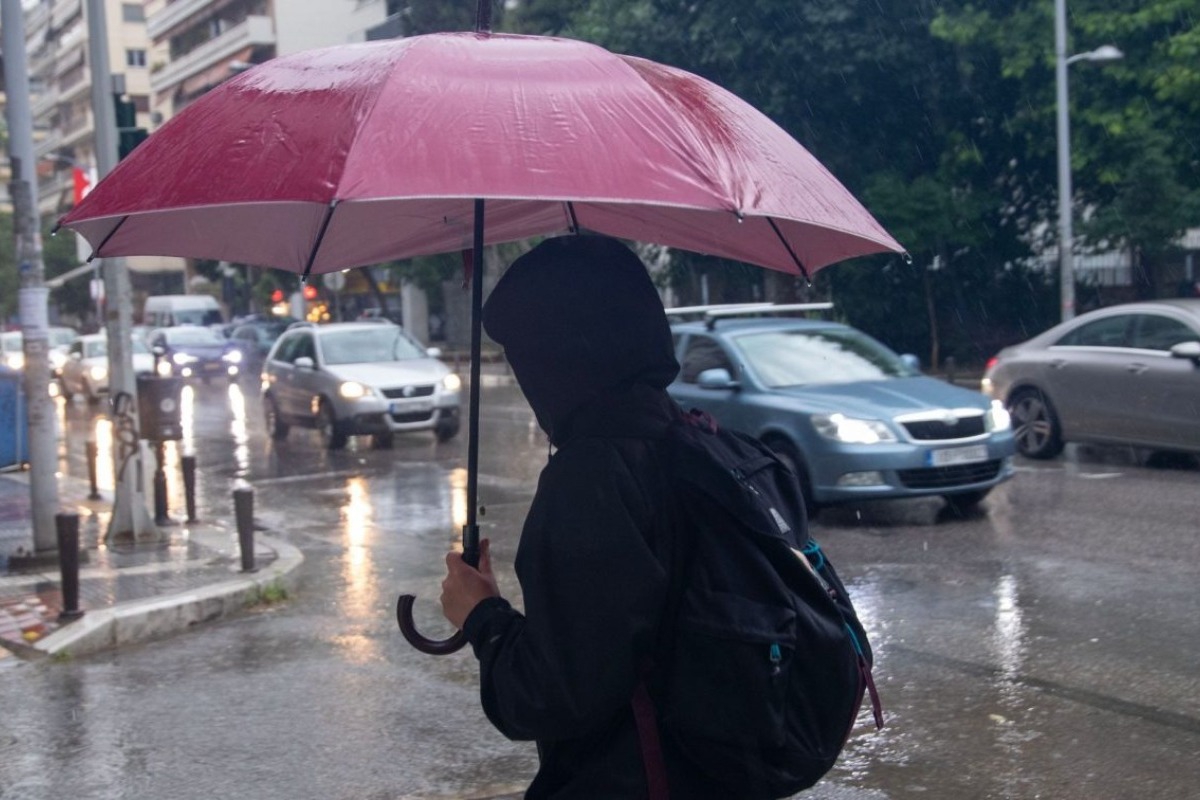 Καιρός: Έρχεται ισχυρή καταιγίδα 72 ωρών - Οι 5 περιοχές που είναι στο «κόκκινο»