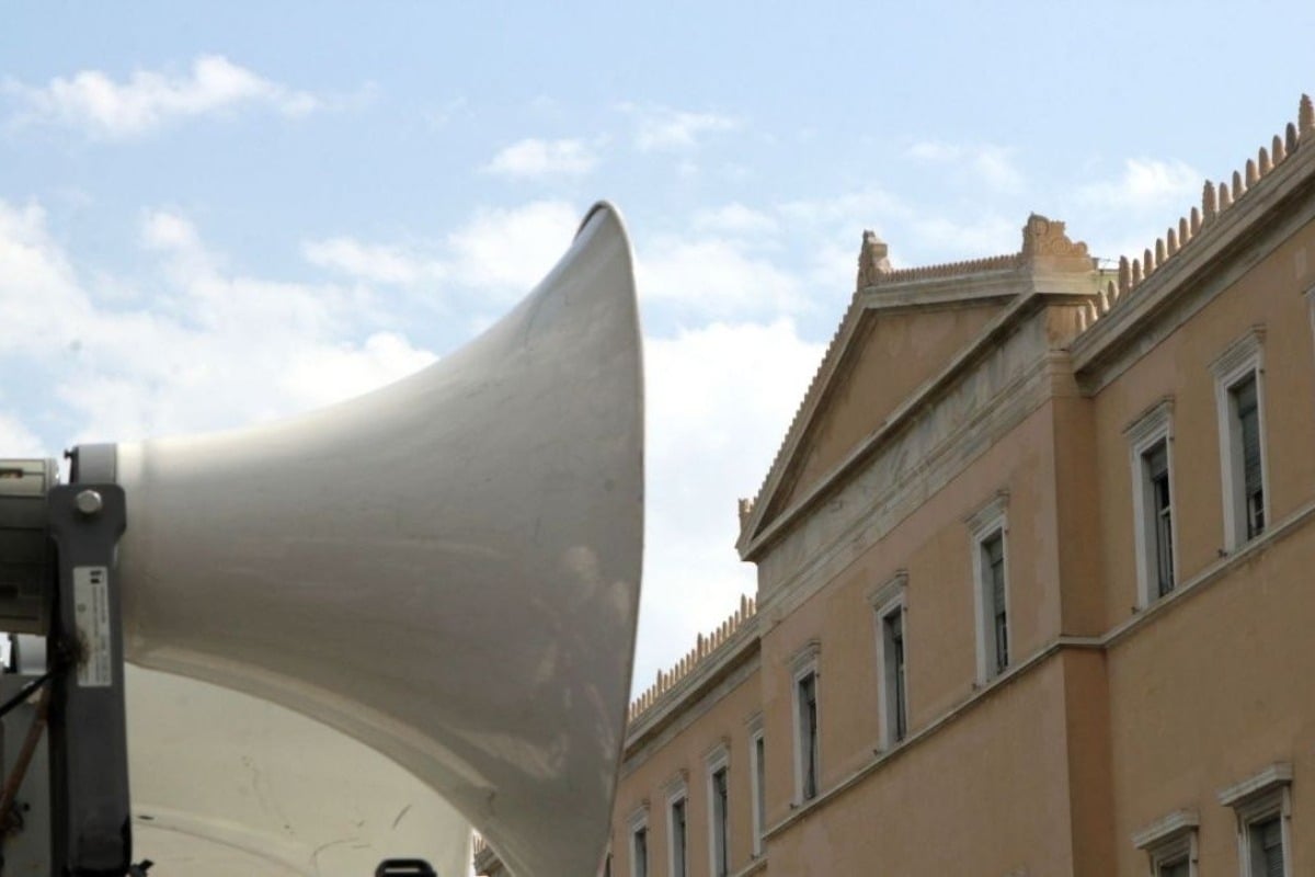 Σε απεργιακό κλοιό η χώρα - Πότε κατεβάζουν ρολά ιδιωτικός και δημόσιος τομέας