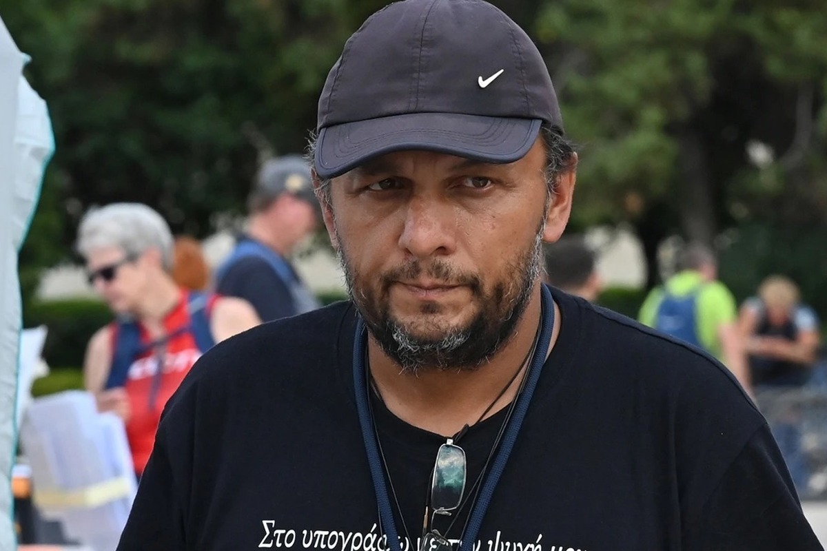 Βήμα πίσω δεν κάνει ο Πάνος Ρούτσι – Για 22η ημέρα παραμένει στο Σύνταγμα συνεχίζοντας την απεργία πείνας