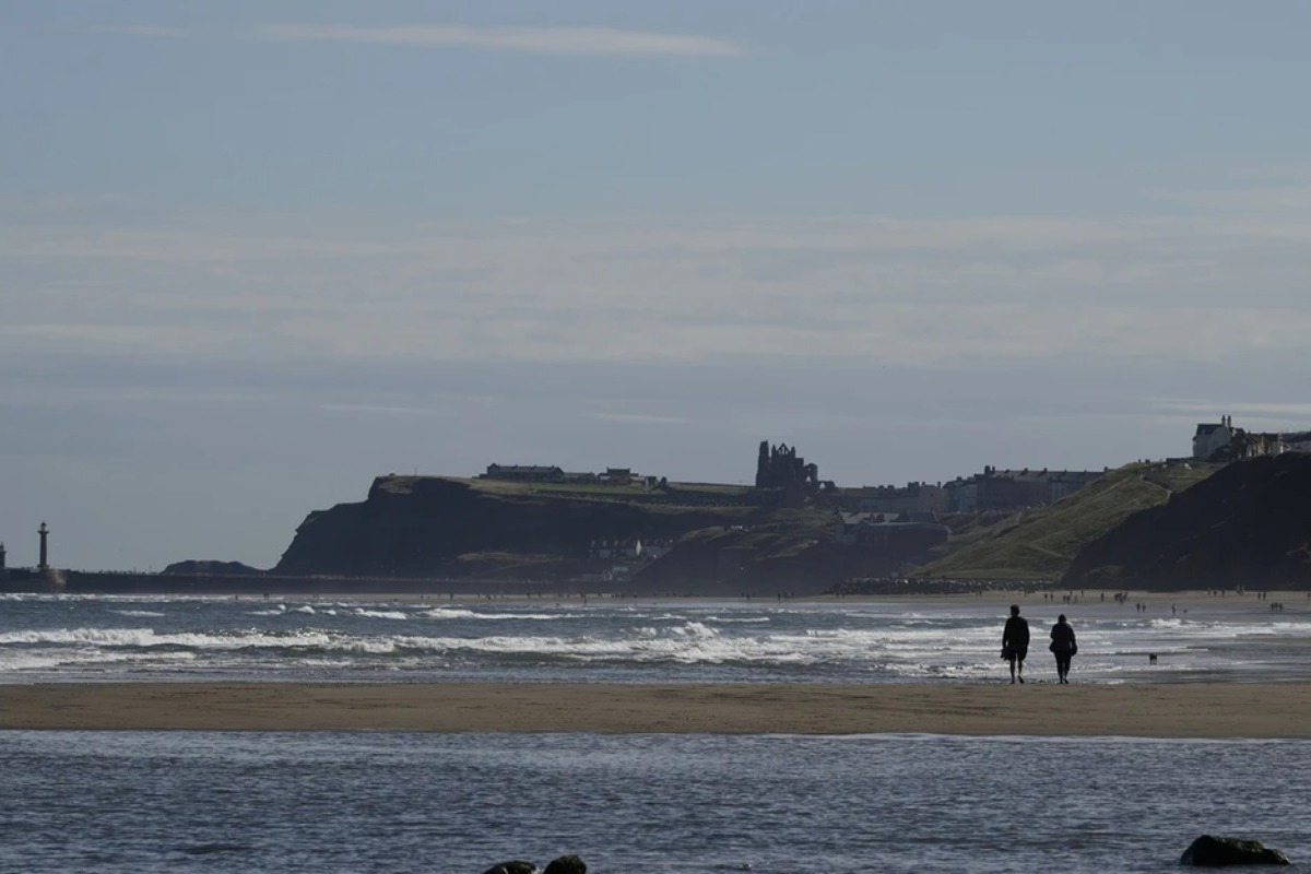 Μαζί στη ζωή, μαζί και στον θάνατο: Ζευγάρι έπεσε στον γκρεμό, καθώς αυτός έπασχε από καρκίνο