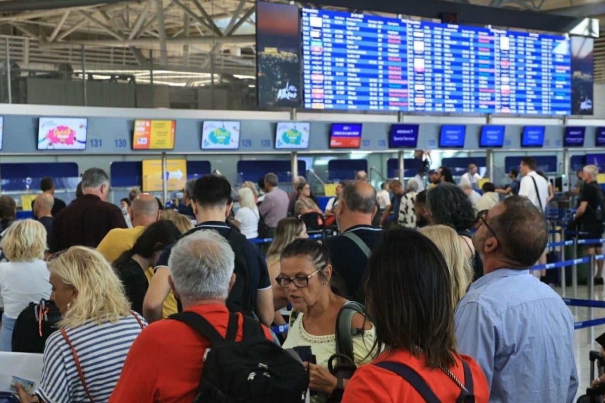 Καθυστερήσεις πτήσεων στο «Ελ. Βενιζέλος»: Αντιπαράθεση κυβέρνησης-ελεγκτών για τους μισθούς