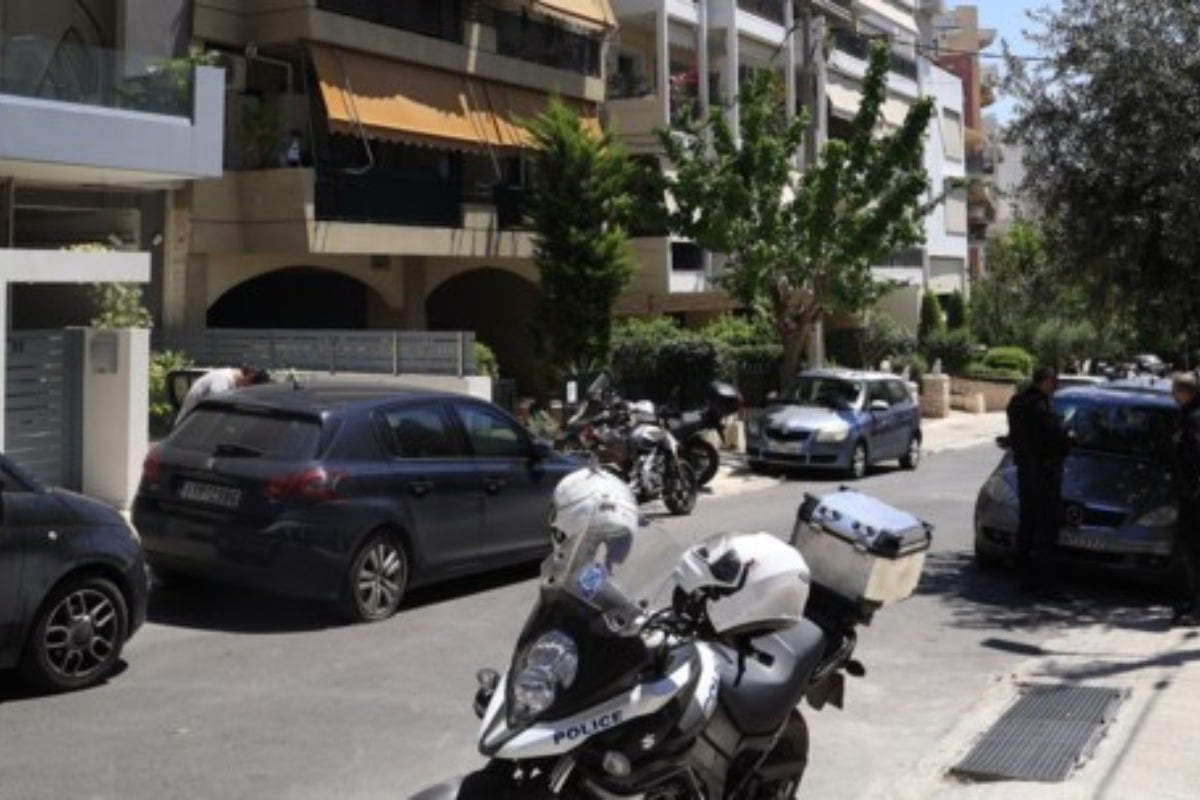 Νέα Σμύρνη: Ο γιος μου ήταν σε αμόκ - Είδα το μαχαίρι και σκέφτηκα να τον τρομάξω, είπε ο 71χρονος πατέρας στους αστυνομικούς