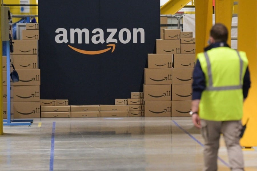 «Μας ρωτάτε, αφού πάμε καλά, γιατί απολύουμε;»: Η Amazon ανακοίνωσε περικοπές 14.000 θέσεων εργασίας λόγω ΑΙ