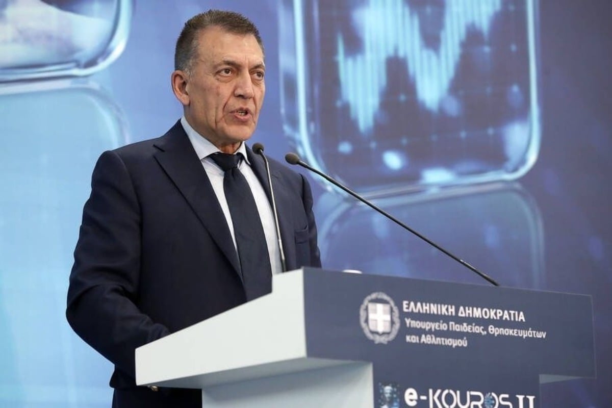 Βρούτσης: «Διακόπτεται οριστικά το πρωτάθλημα αν δεν έρθουν στο ραντεβού»