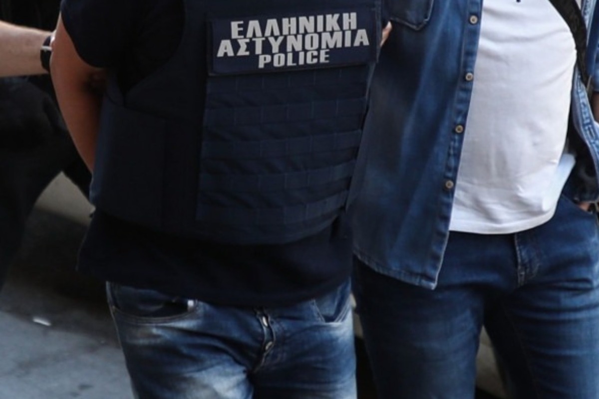 Θεσσαλονίκη: «Να τον απαλλάξουν, ο γιος μου είναι καλό παιδί», λέει ο πατέρας του αδελφοκτόνου