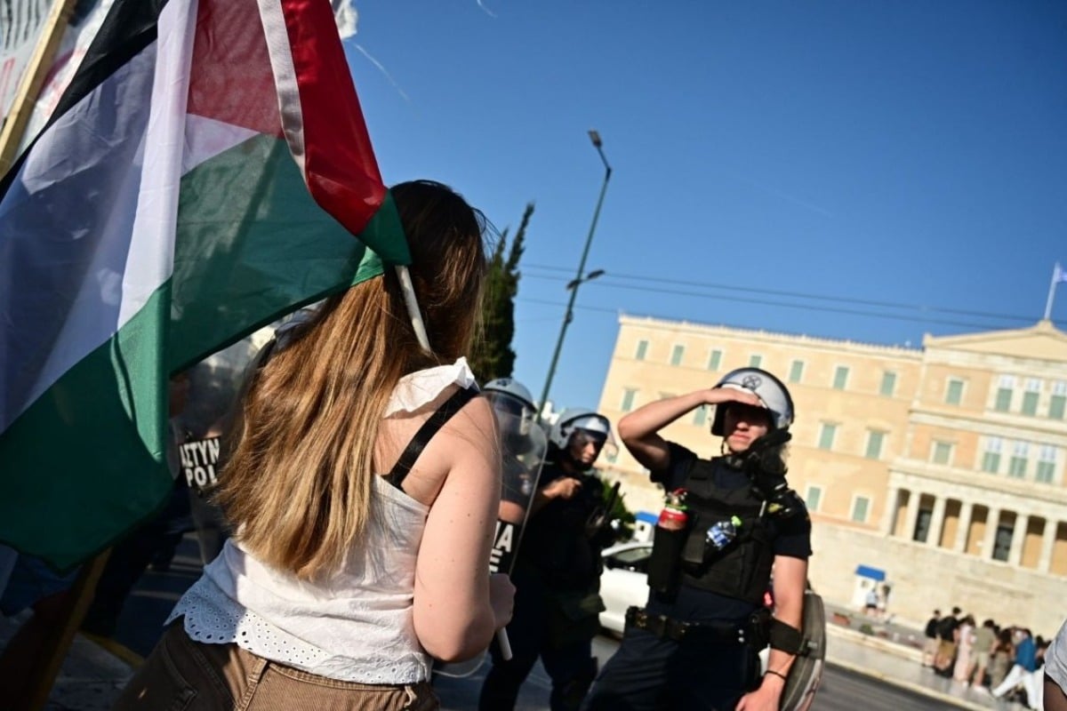 Συγκέντρωση αλληλεγγύης στον παλαιστινιακό λαό - Κλειστός ο σταθμός του Μετρό στο Σύνταγμα