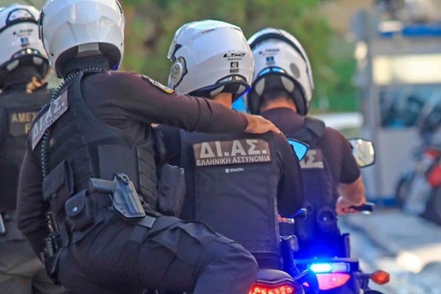 Συναγερμός στην Πανεπιστημιούπολη Ζωγράφου: Βρέθηκαν ισχυρά εκρηκτικά και φυτίλι