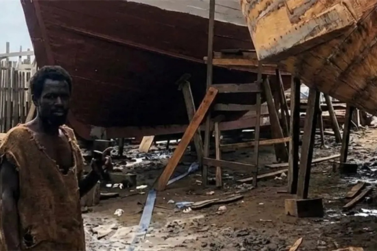 Ψευδοπροφήτης προέβλεψε το τέλος του κόσμου ανήμερα Χριστουγέννων - Οργισμένοι όσοι τον πίστεψαν έκαψαν τη Κιβωτό του