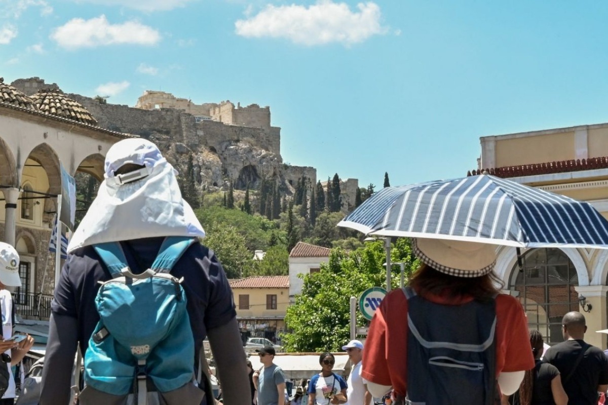 SOS για καύσωνα: Ο Λυκαβηττός «φλέγεται» στους 50°C – Πού αλλού χτυπάει κόκκινο