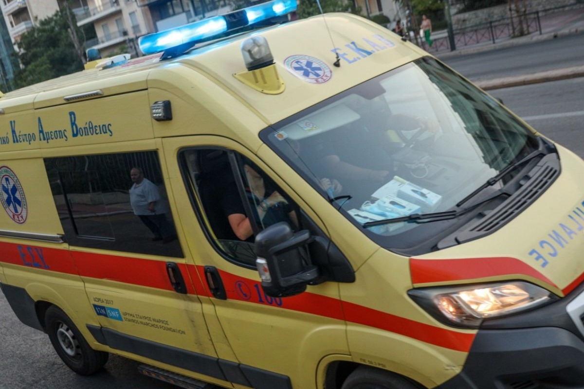 Σοβαρό εργατικό ατύχημα στην Πάτρα - Εργάτης έπεσε από στέγη