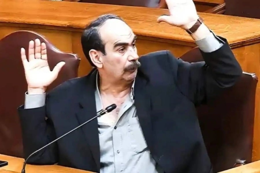 Απίστευτο: Ο «Φραπές» που φώναξαν στη Βουλή φαίνεται πως δεν είναι ο «Φραπές» του ΟΠΕΚΕΠΕ!