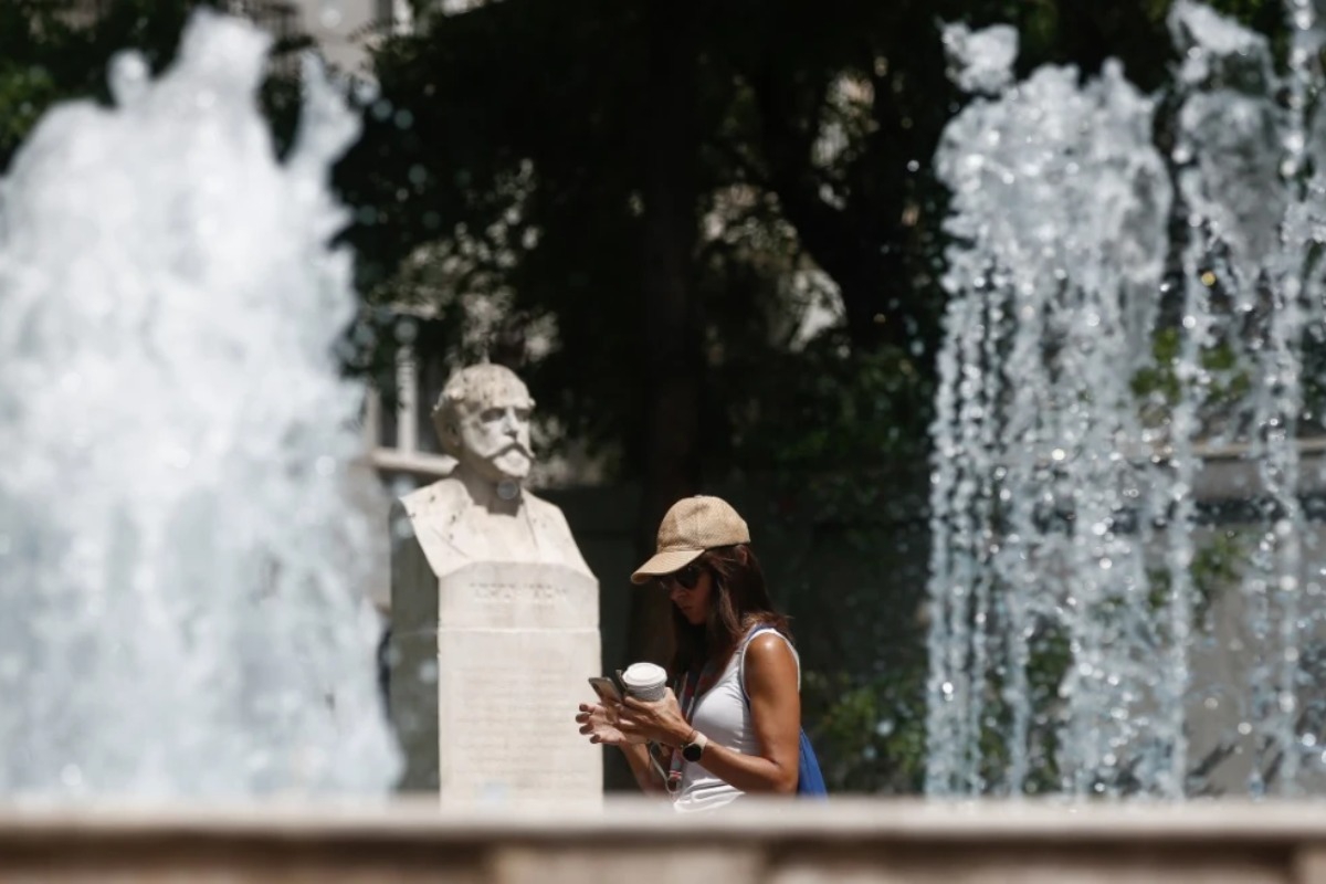 Με 40άρια ξεκινά σήμερα ο εξαήμερος καύσωνας - Πότε κορυφώνεται το φαινόμενο
