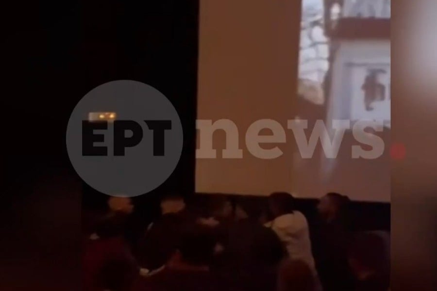 Αγριος καβγάς μέσα σε αίθουσα σινεμά στου Ρέντη: Πιάστηκαν στα χέρια