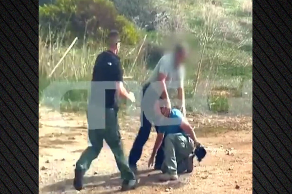 Βίντεο: Επίθεση στο συνεργείο του MEGA μετά τη σύλληψη των τριών αδερφών για το φονικό στα Βορίζια