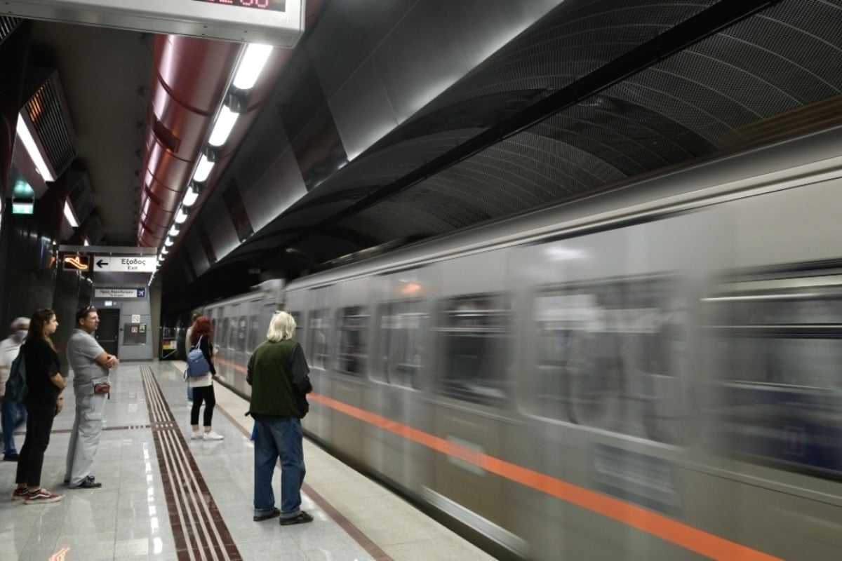 Από πότε ξεκινά η 24ωρη δοκιμαστική λειτουργία για μετρό, τραμ και γραμμές λεωφορείων
