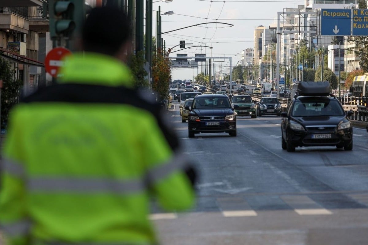 Σοκ για οδηγούς: Το πρόστιμο που τριπλασιάστηκε - Μένεις χωρίς δίπλωμα για ένα χρόνο