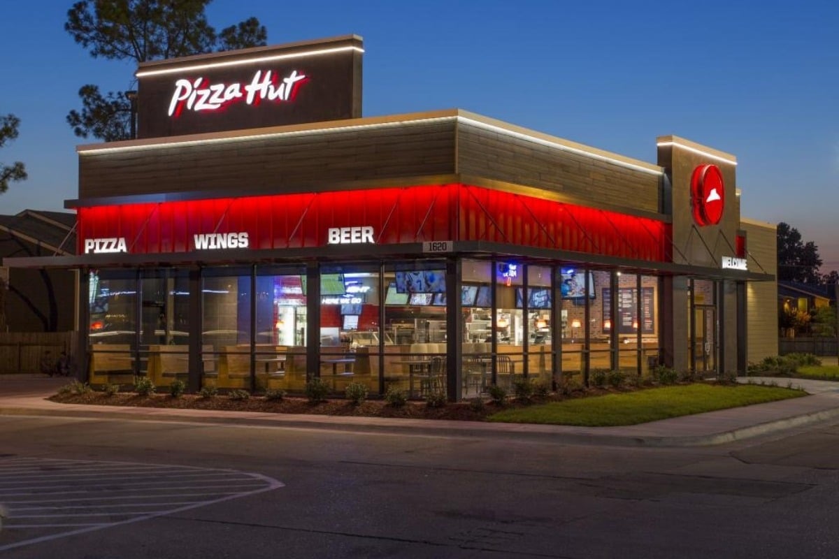 Η Pizza Hut επιστρέφει στην Ελλάδα - Πού ανοίγει το πρώτο κατάστημα