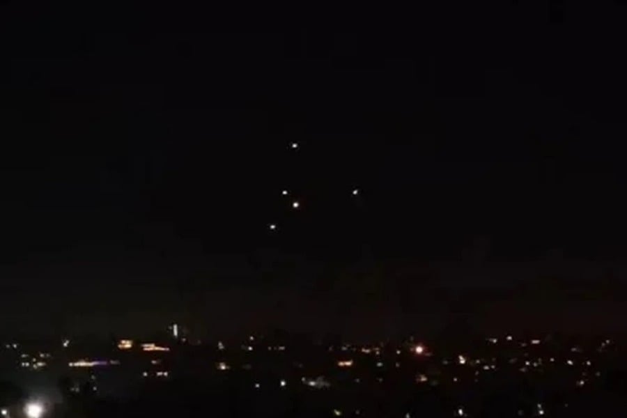 Λύθηκε το μυστήριο με τα… UFO στην Πάτρα: Το πείραμα με τους εξωγήινους πάνω από τον ουρανό