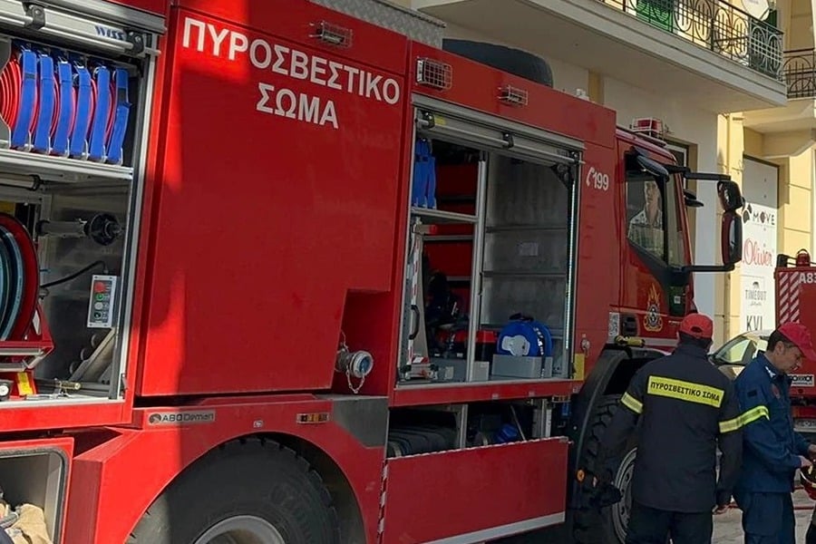 Φωτιά σε διαμέρισμα στην οδό Μάρνη: «Συναγερμός» στην Πυροσβεστική