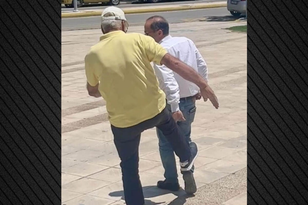 Απίστευτο περιστατικό έξω από το δημαρχείο Ραφήνας - Πρώην δήμαρχος επιτέθηκε με κλωτσιές στον Ευάγγελο Μπουρνού