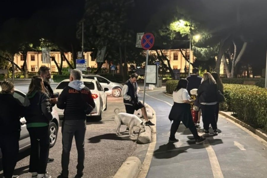 Σεισμός: Η στιγμή που τα 5,8 Ρίχτερ «χτυπούν» Ρόδο και Τουρκία