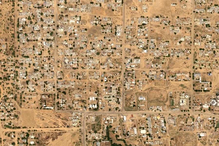 Σφαγή με 2.000 νεκρούς στο Σουδάν που είναι ορατή από το διάστημα: Σωροί με πτώματα και λίμνες αίματος