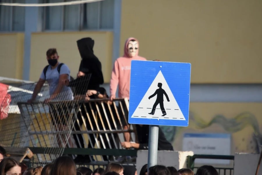 Τι σημαίνει «κοινωνική εργασία στο σχολείο» και γιατί προτείνεται αντί της αποβολής