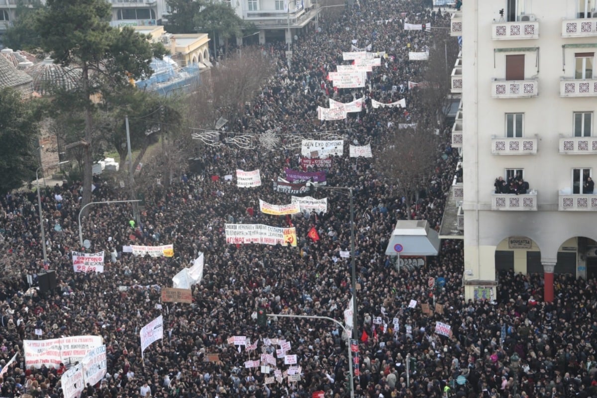 Σε εξέλιξη το συλλαλητήριο στη Θεσσαλονίκη - Δείτε φωτογραφίες, βίντεο