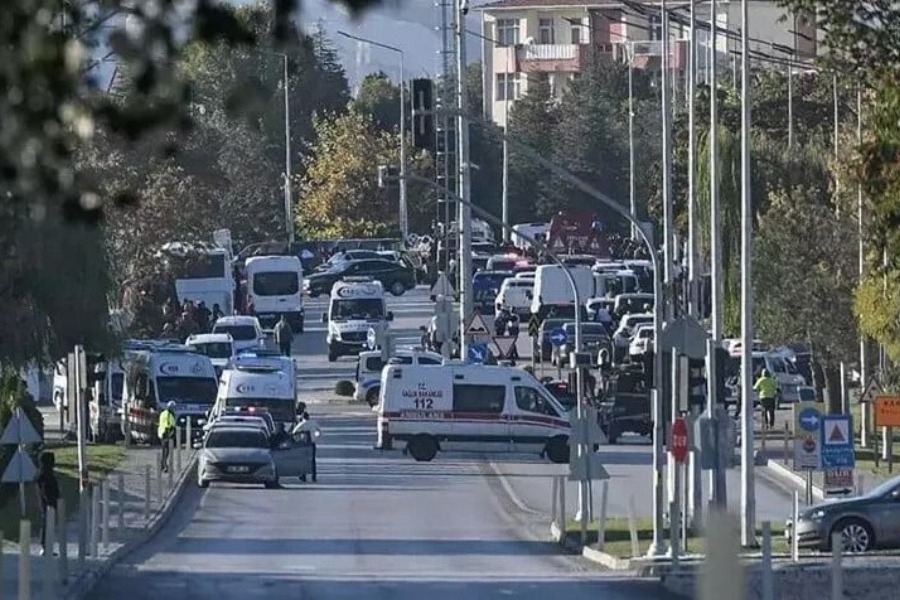 Τρομοκρατική επίθεση στην Τουρκία: Πήγε να πάρει τα λουλούδια που έστειλε ο άντρας της και σκοτώθηκε