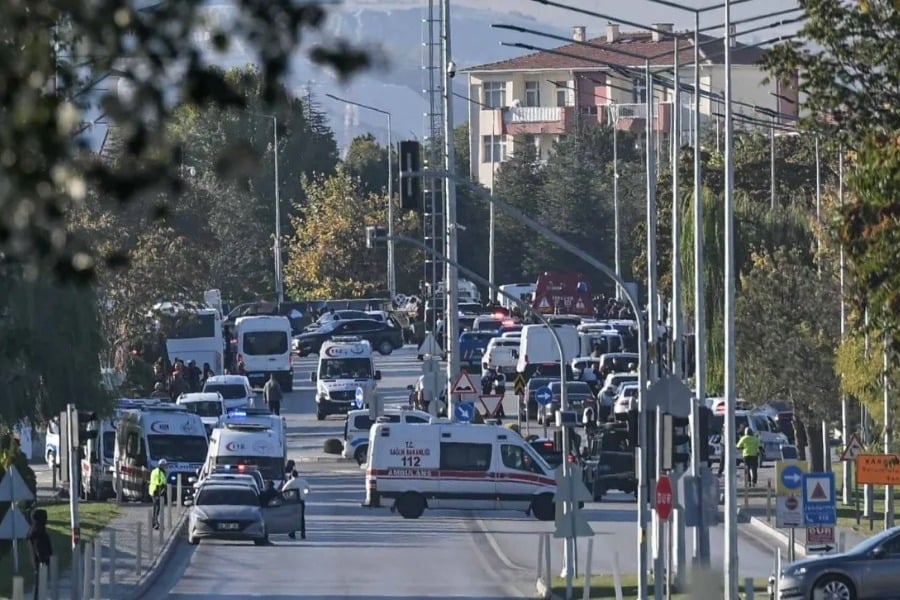 Τρομοκρατική επίθεση στην Αγκυρα: Βίντεο με τους ενόπλους που μπήκαν στην Αεροδιαστημική Βιομηχανία