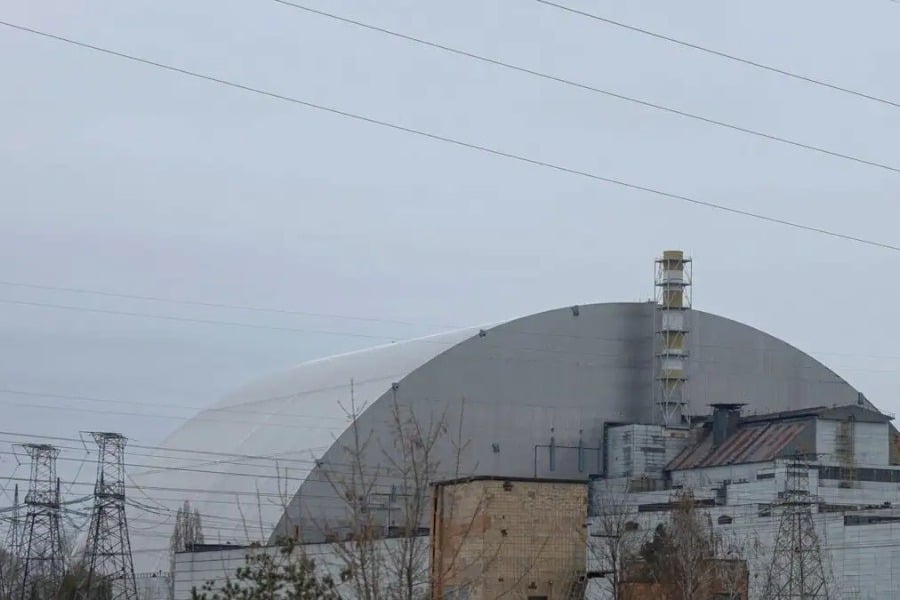 SOS εκπέμπει το Τσέρνομπιλ: «Η σαρκοφάγος ίσως καταρρεύσει αν δεχθεί νέα επίθεση από πύραυλο ή drone»