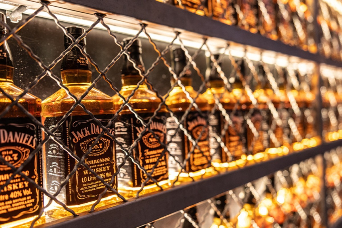 Οι Καναδοί δεν πίνουν ξανά Jack Daniels μέχρι να πάρει πίσω ο Τραμπ τα οικονομικά μετρα