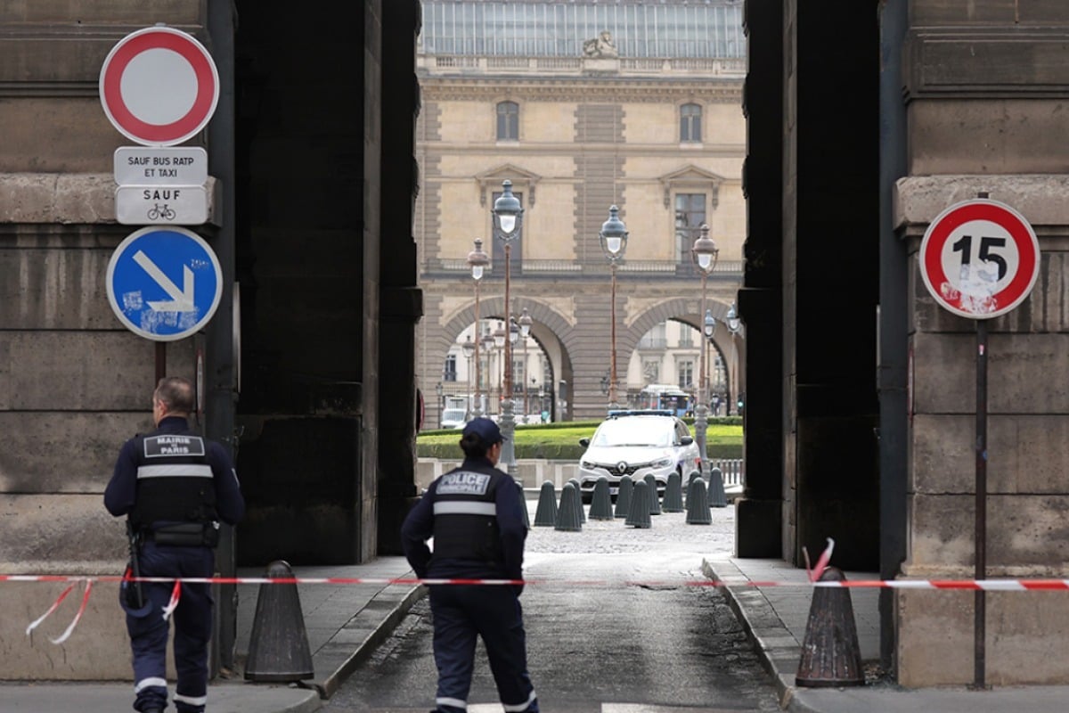 Οι δύο συλληφθέντες παραδέχθηκαν «εν μέρει» τη συμμετοχή τους στη ληστεία του Λούβρου: «Ήταν επιχείρηση κομάντο»