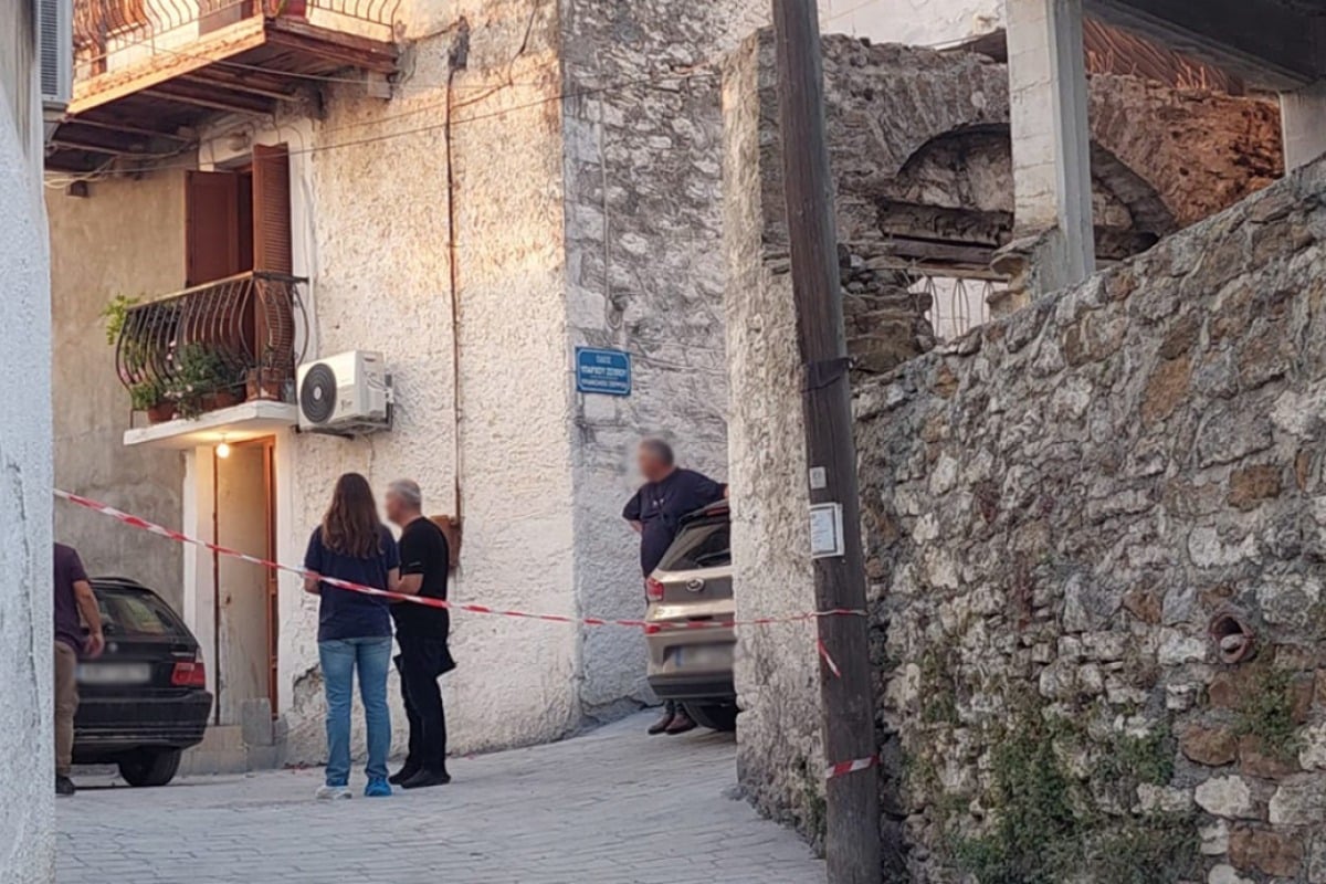 «Τους βρήκε ο άντρας μου μέσα στα αίματα» - Συγκλονίζει γειτόνισσα για το διπλό φονικό στη Μεσσηνία
