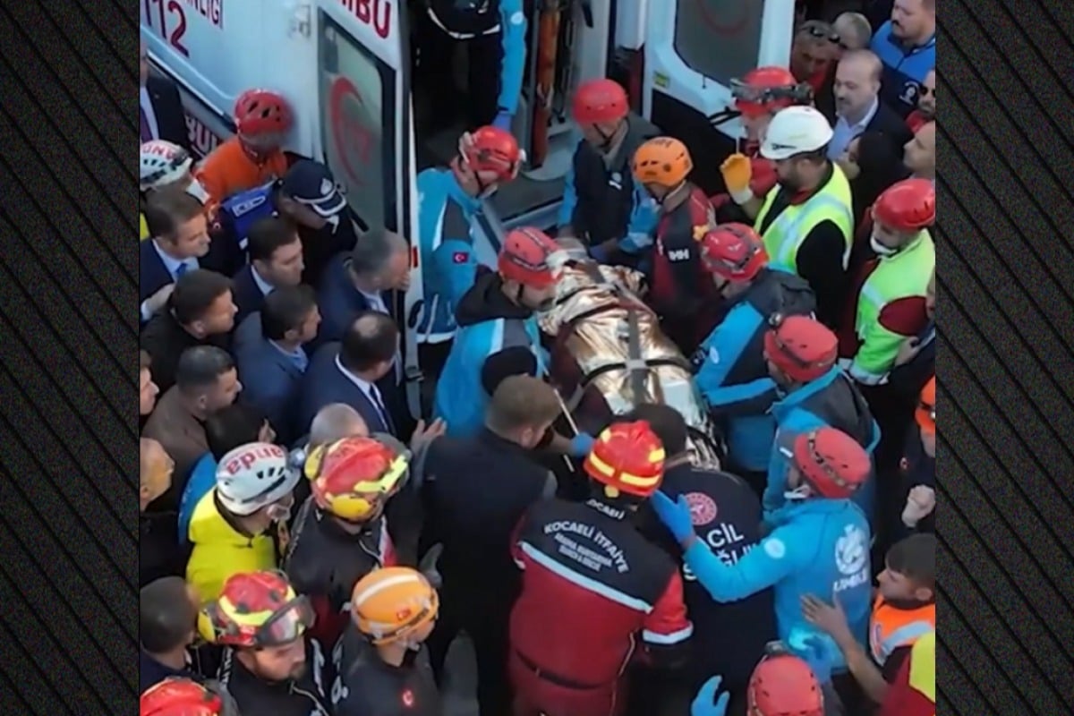 Κωνσταντινούπολη: Καρέ καρέ η διάσωση της 18χρονης Ντιλάρα από τα συντρίμμια της πολυκατοικίας