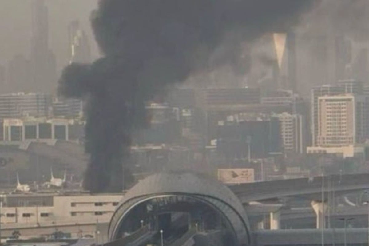 Ντουμπάι: Χτύπησαν το διεθνές αεροδρόμιο με πύραυλο οι Ιρανοί - Μαζική πυραυλική επίθεση στο Ισραήλ