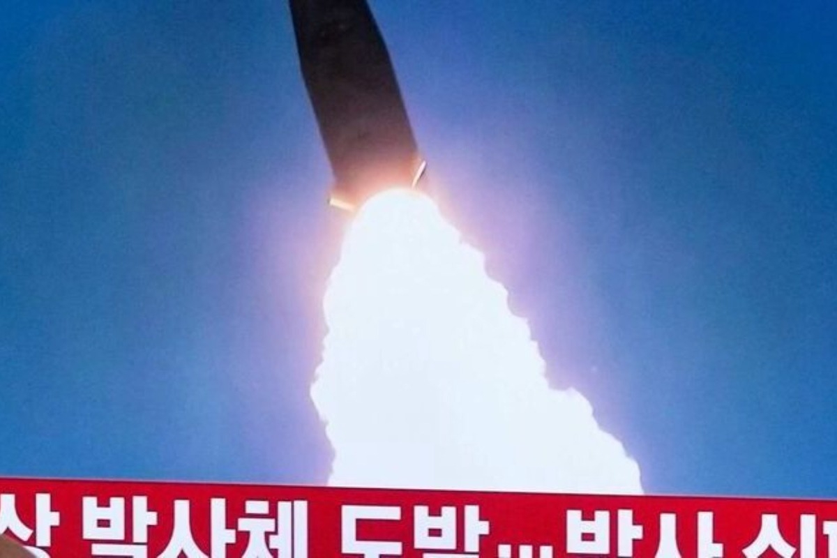 «Μεγάλης κλίμακας συσκότιση»- Η Βόρεια Κορέα δοκίμασε ηλεκτρομαγνητικά όπλα και βόμβες άνθρακα