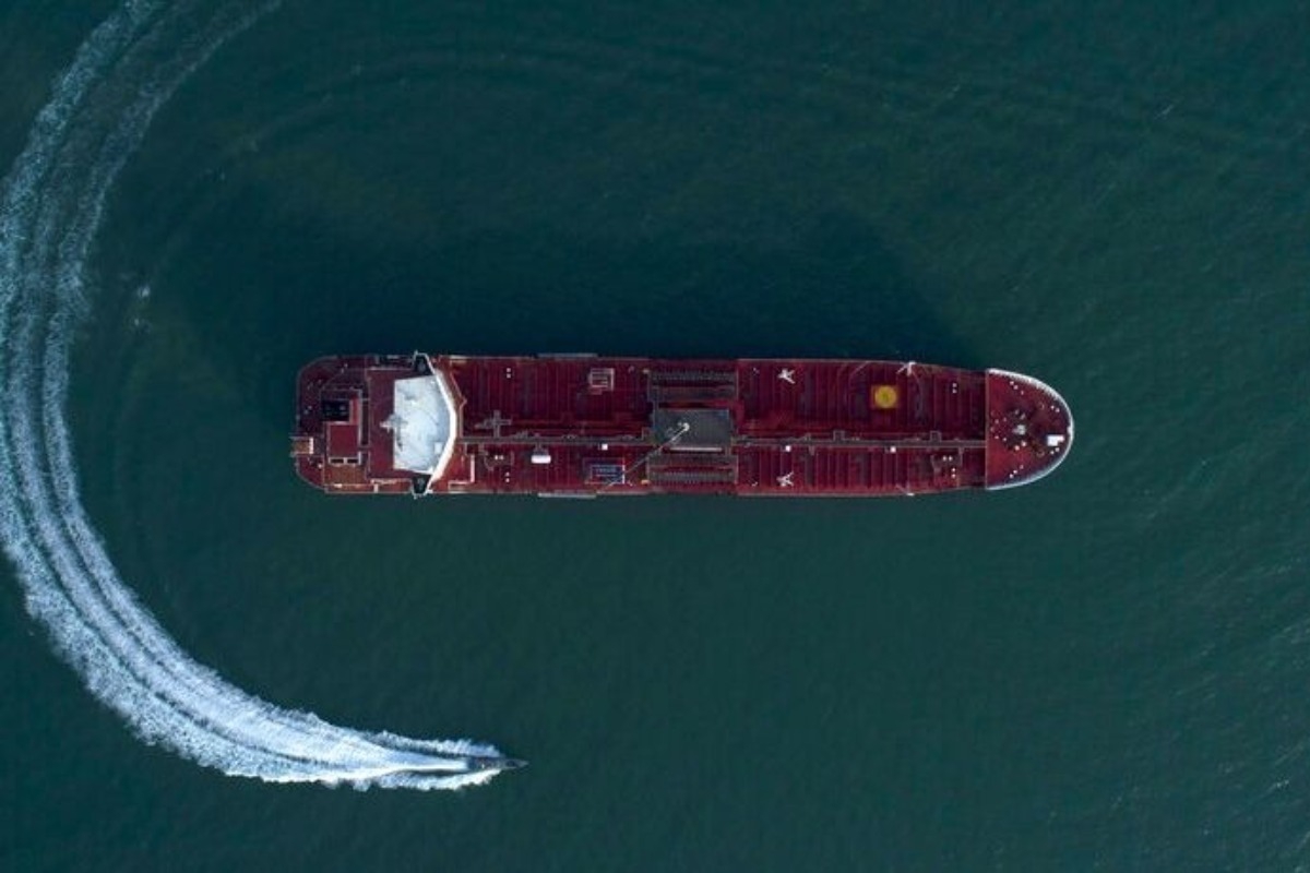 Πετρελαϊκός κολοσσός προειδοποιεί: Καταστροφικές οι συνέπειες, εάν συνεχιστεί το «μπλόκο» στα Στενά του Ορμούζ