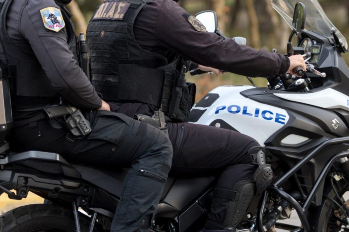 Σοκ στη Θεσσαλονίκη: Θεσσαλονίκη: Στο νοσοκομείο 17χρονη με κρανιοεγκεφαλικές κακώσεις και μετατόπιση σπονδύλου